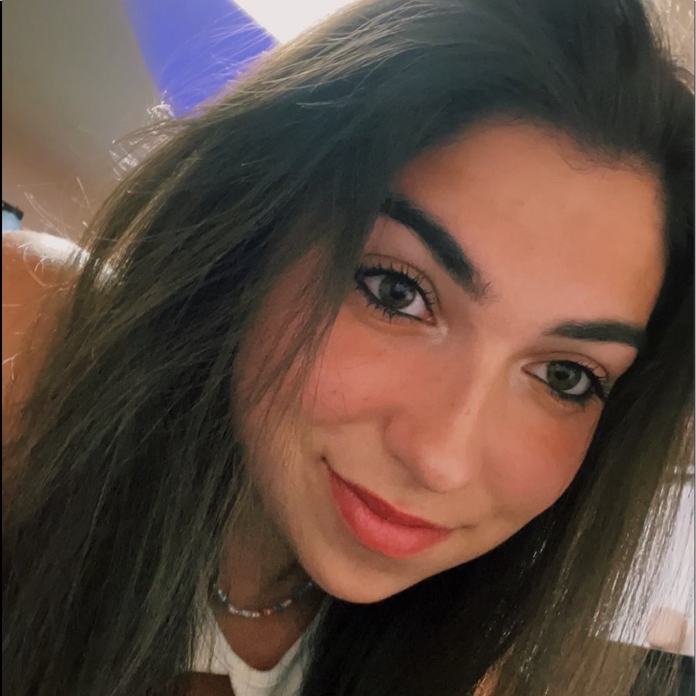 Meet your Posher, Liv